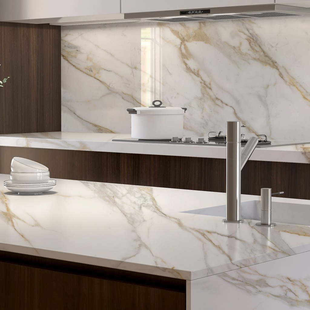 Neolith Roma Casa e Mercado 3D